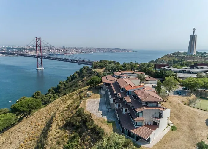 Hi - De Juventude Albergue