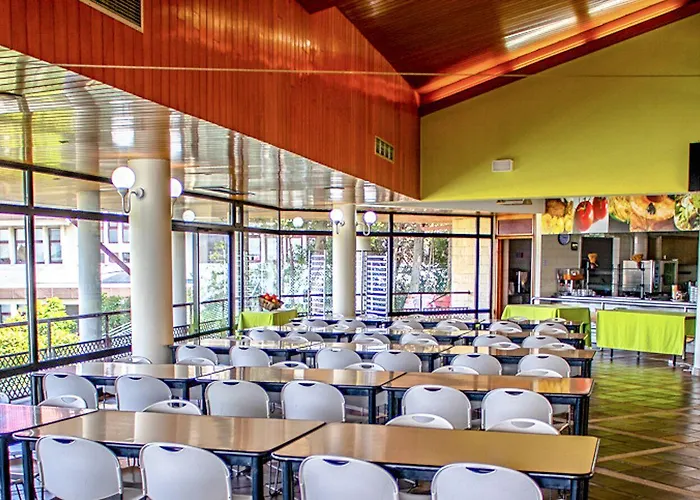 Hi - De Juventude Albergue Almada