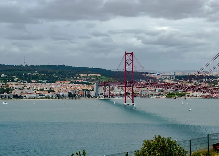 Hi - De Juventude Albergue