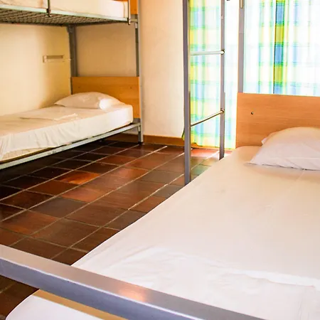 Albergue Hi - De Juventude *