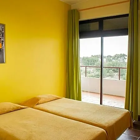 Hi - De Juventude Hostel