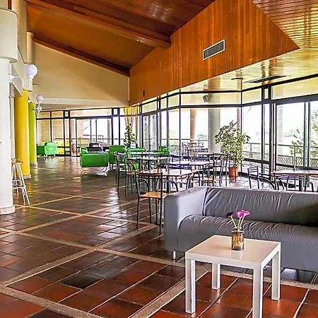 Hostel Hi - De Juventude Almada