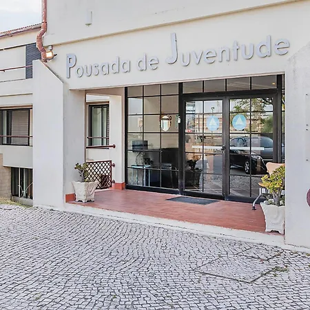 Hi - De Juventude אכסניה אלמאדה