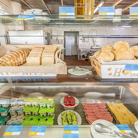 Hi - De Juventude אכסניה אלמאדה