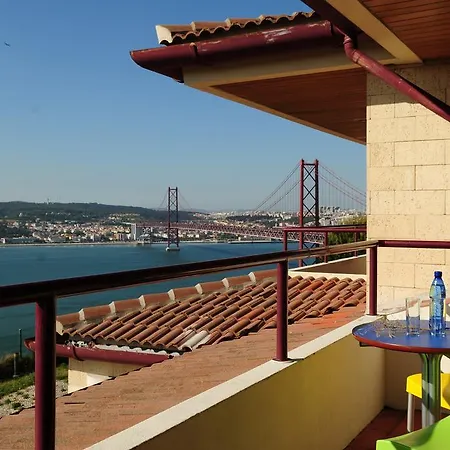 Hi - De Juventude Almada