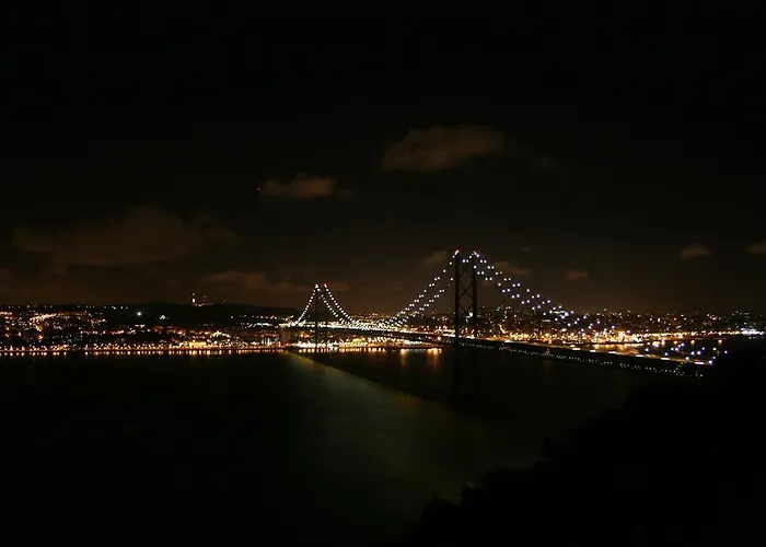 Vandrerhjem Hi - De Juventude Almada